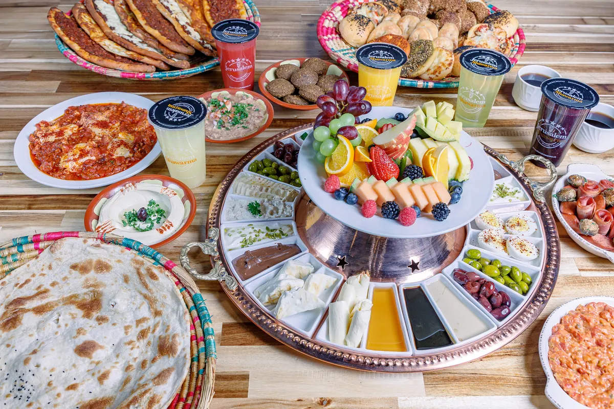 The weekend breakfast tray